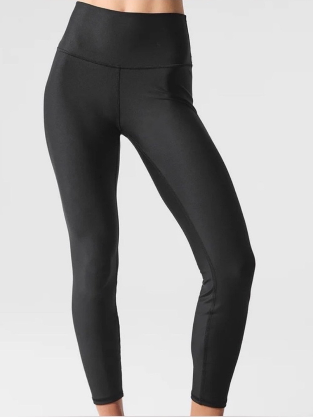 Alo Black 7/8 High-Waist Airlift Leggings Medium